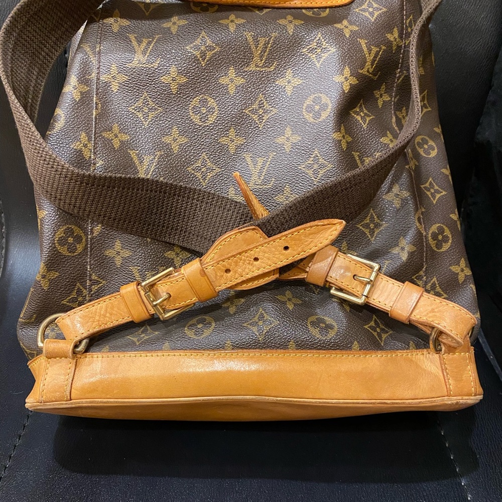 Louis Vuitton monograms Montsouris GM backpack - Picture 11 of 15